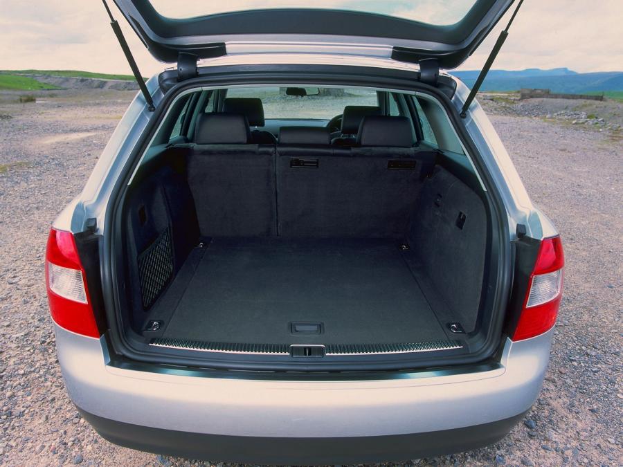 Багажник Audi A4 2.5 TDI Avant (B6,8E) 2001 года  (UK) (фото 3 из 3)